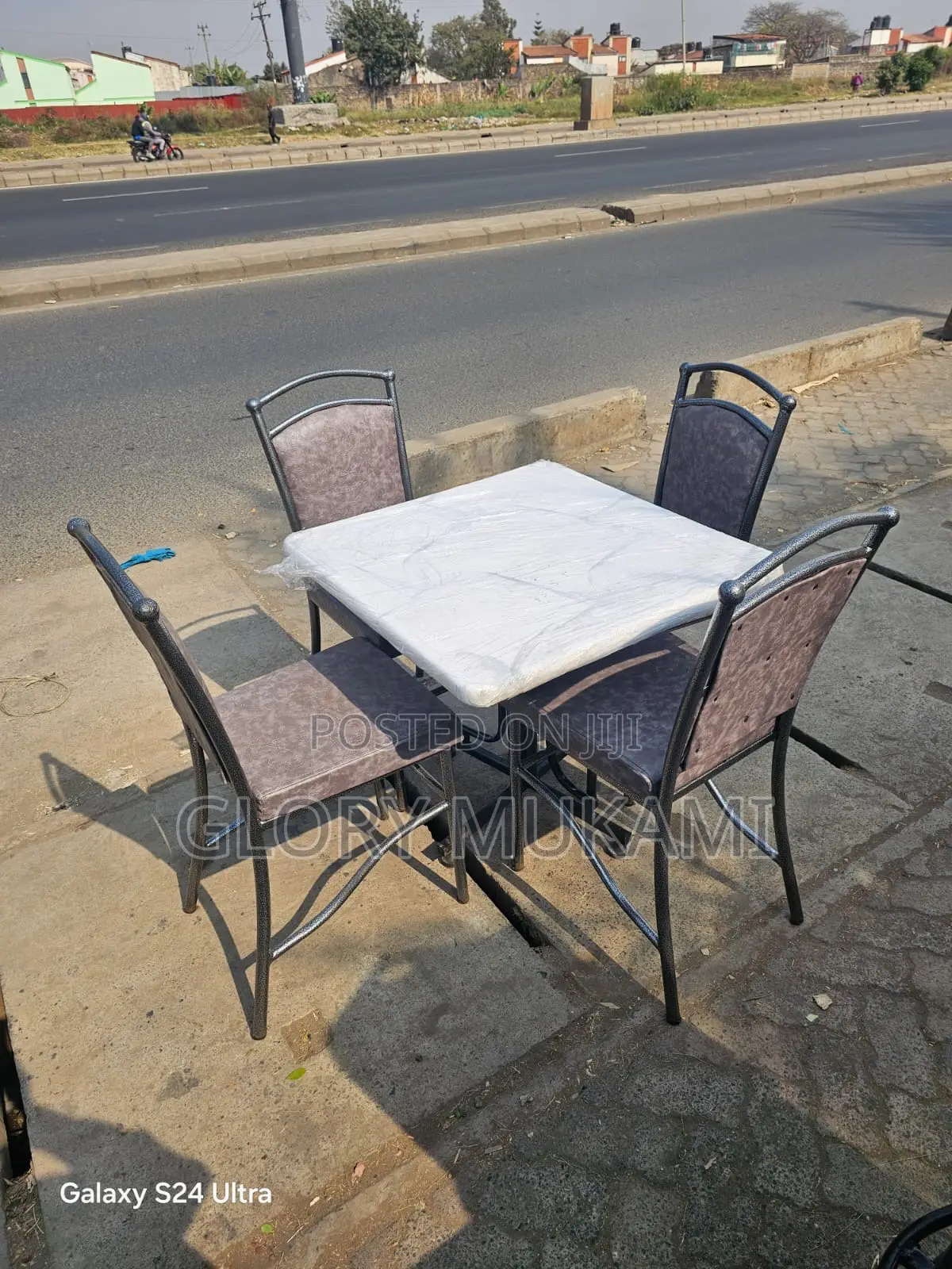 White Square Marble Table And Chairs