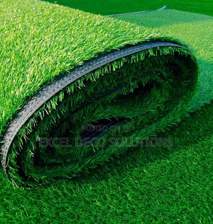 Grass Carpet – Beautiful Green, Year-Round Comfort