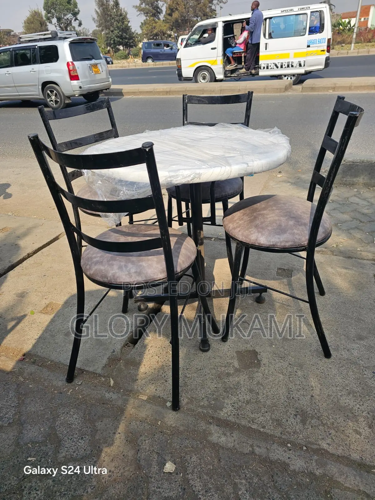 Restaurant And Bar Chairs
