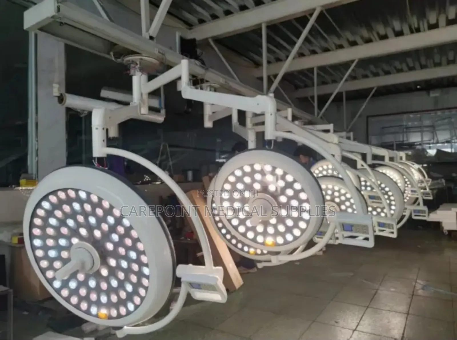 Led Double Arm Theatre Light