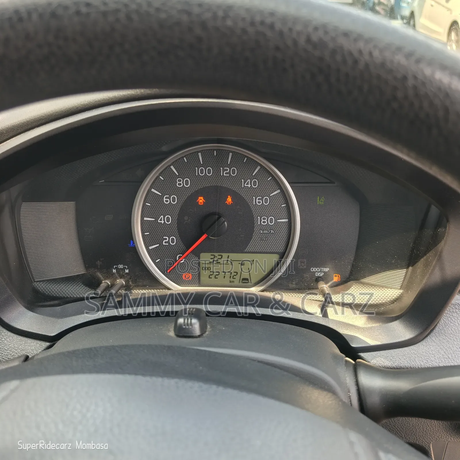 Toyota Axio 1.5 X 2WD 2018 Gold