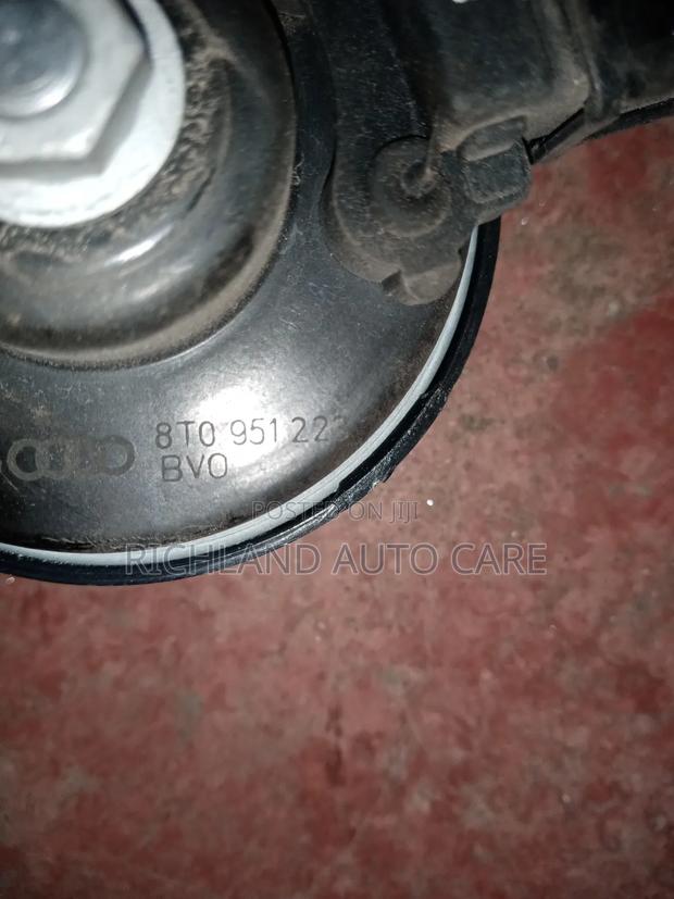 Horn Audi A4 B8 B8.5 A5 B8 B8.5 Q5 8r - thumbnail 3