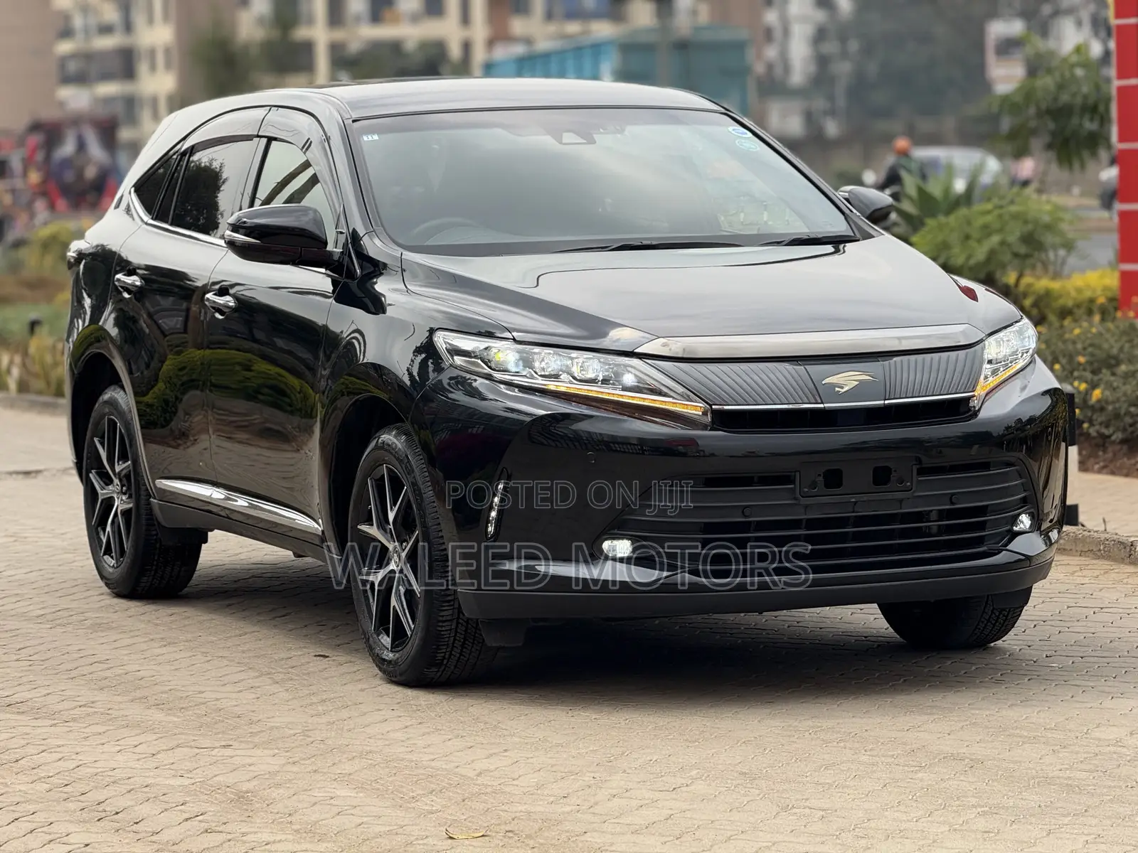 Toyota Harrier 2.0 4WD 2019 Black