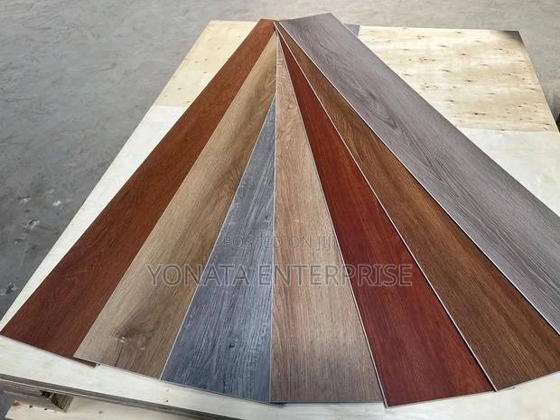 SPC Durable Flooring / Waterproof and Anti-Slip Suppliers - main view