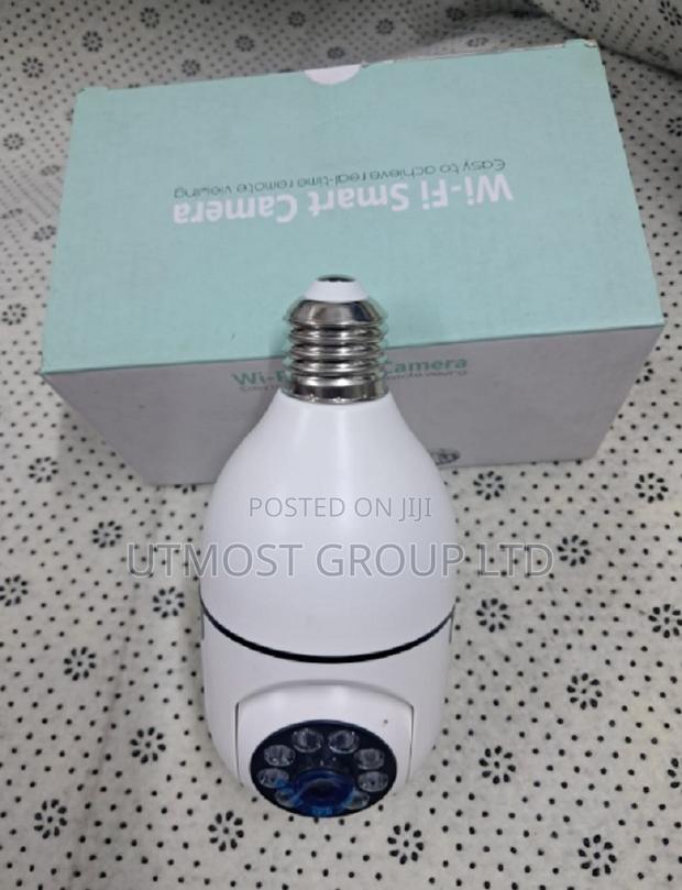 Video Control Tracking PTZ Rotatingwireless Wifi Bulb Camera - main view