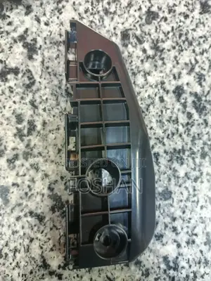 Front Bumper Slide Auris 2008