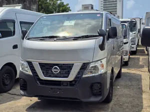 Nissan Caravan (Urvan) 2019 Silver