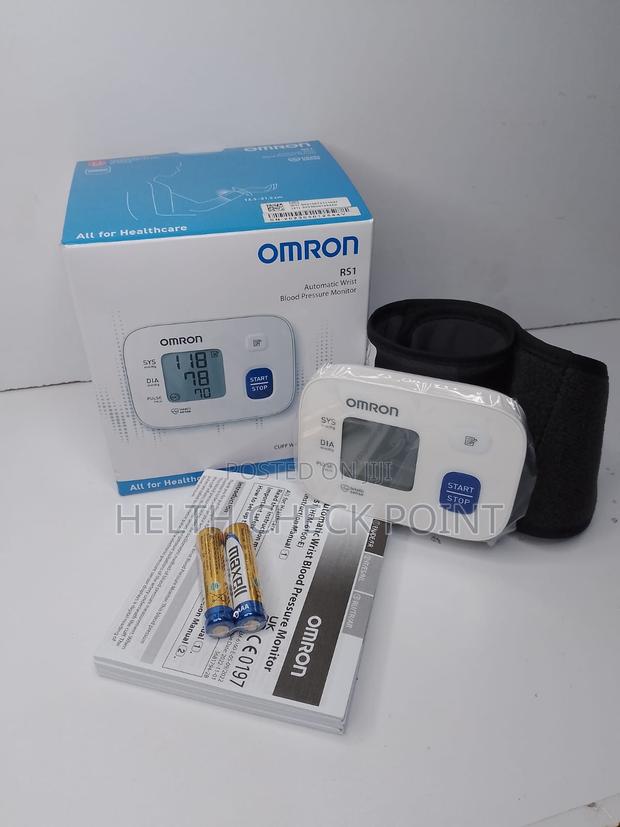 Omron Wrist Blood Pressure Machine - thumbnail 3