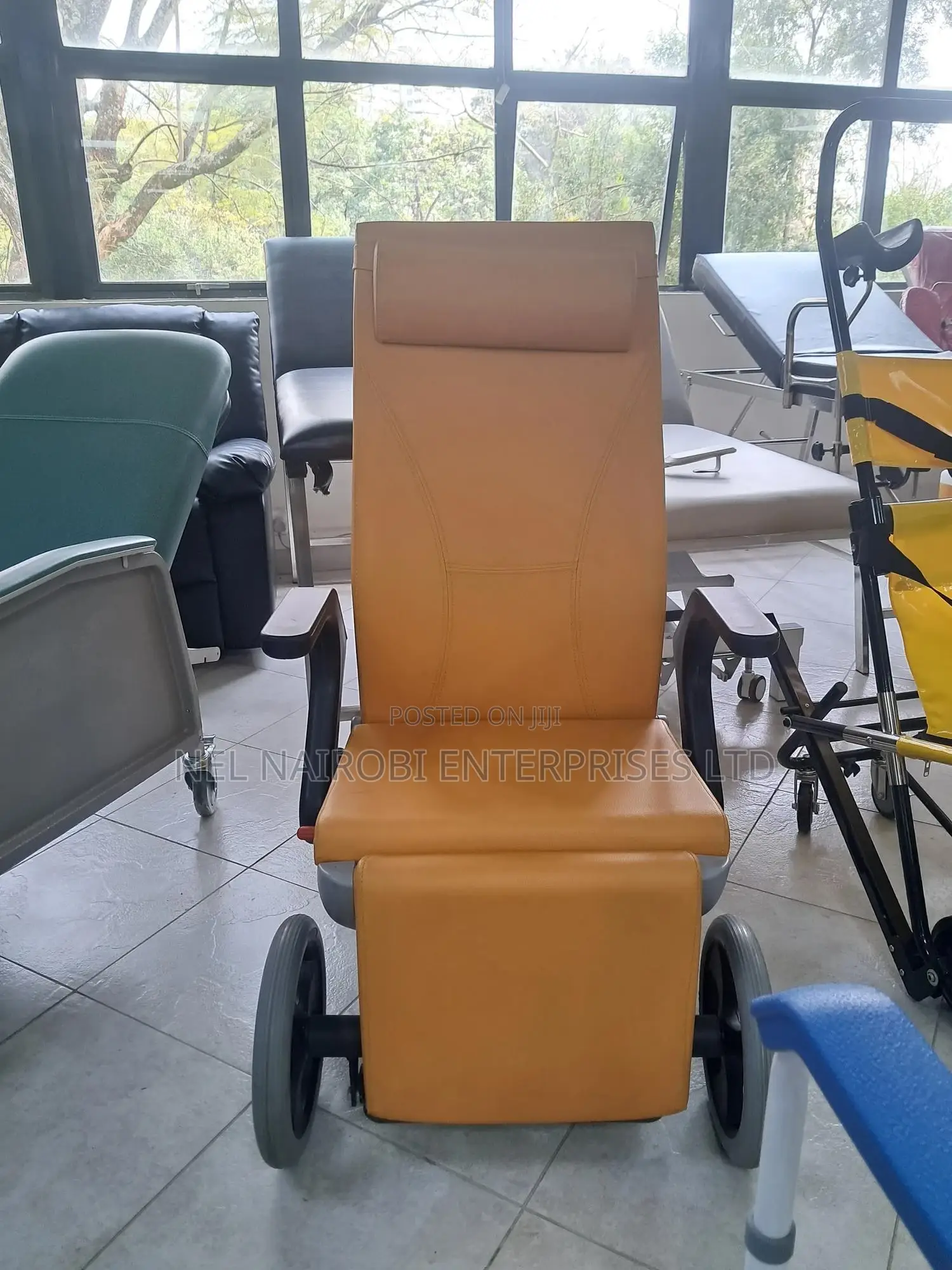 Nitrocare Multifunctional Transport Chair (Ntsx6)