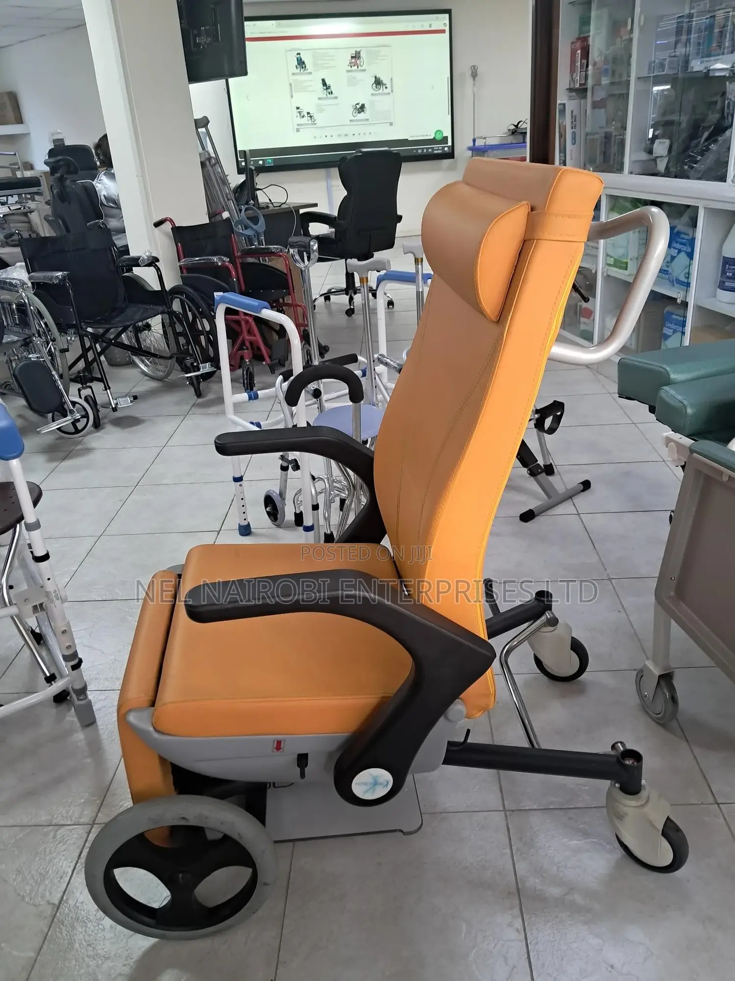 Nitrocare Multifunctional Transport Chair (Ntsx6)