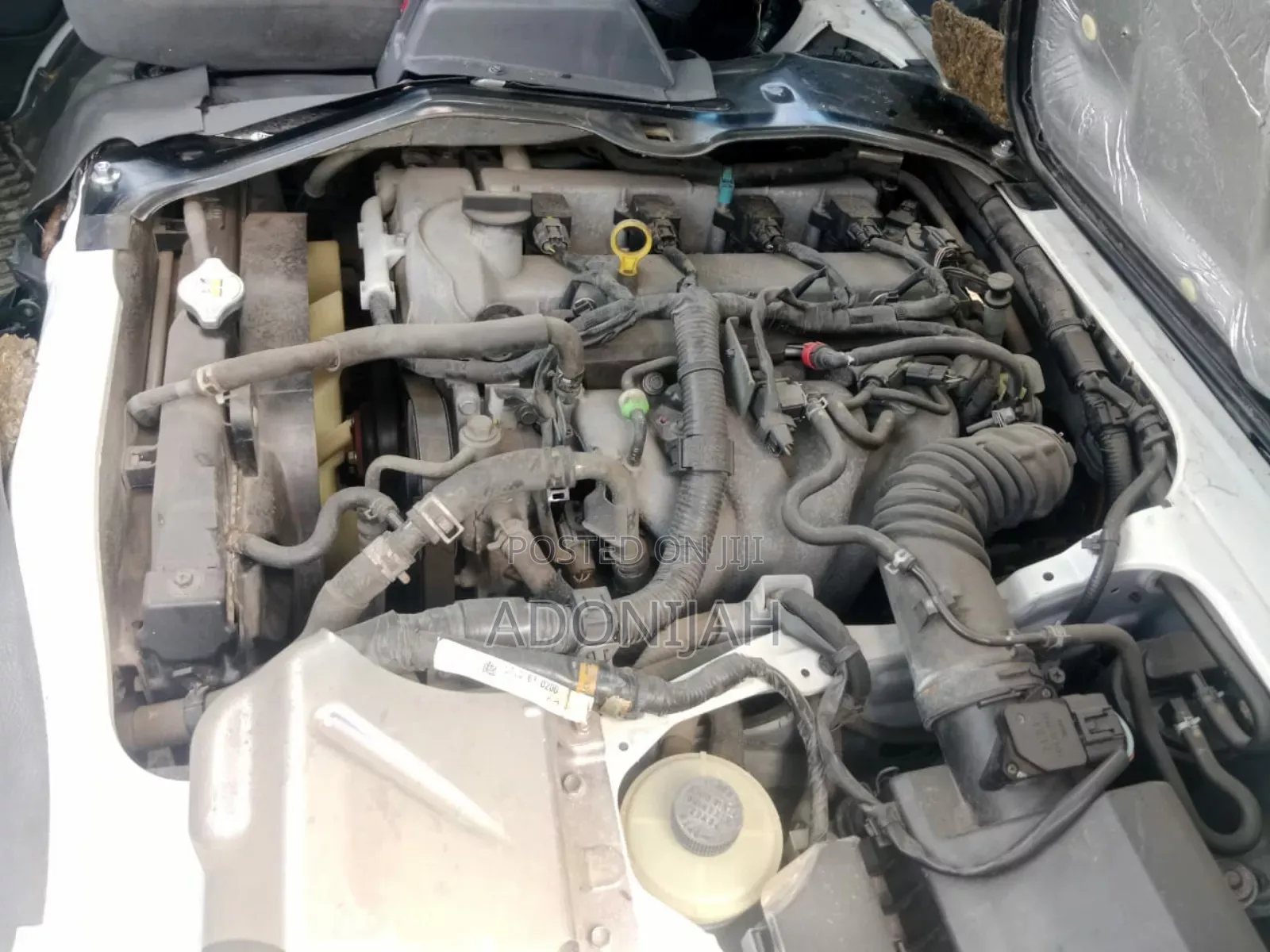 Mazda Bongo 2015 White