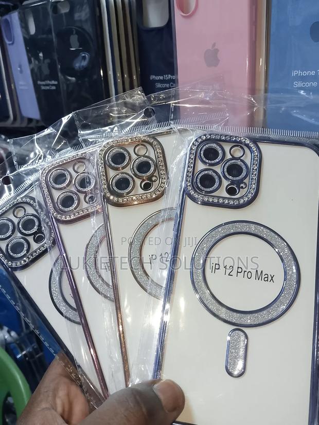 iPhone 12 Pro Max Anti Scratch Clear Case - main view