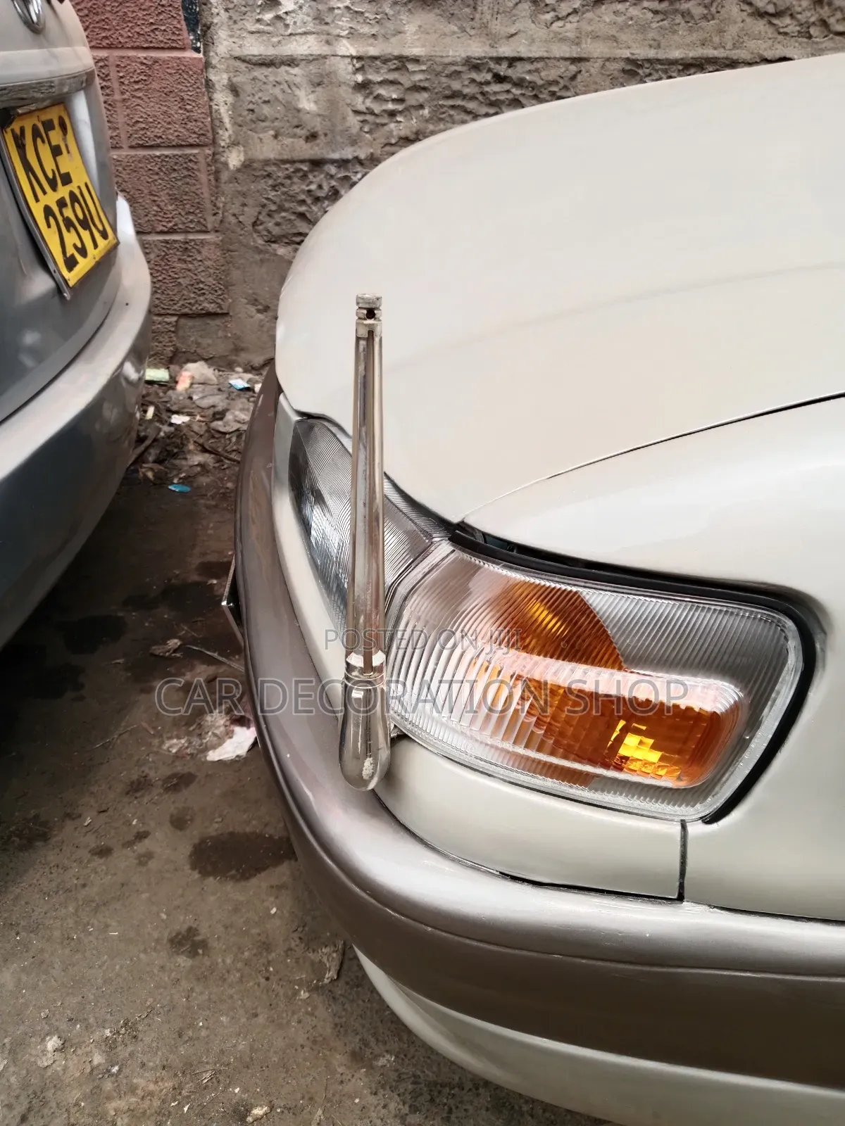 Universal Car Bumper Corner Pole Fits All Car Models
