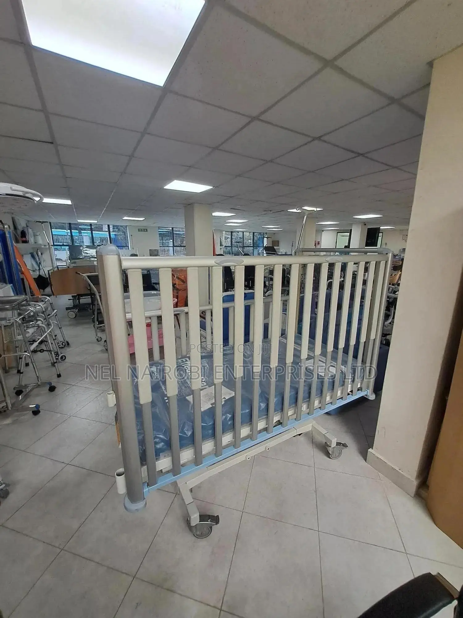 Bed Hospital Tom 2 With Mattress