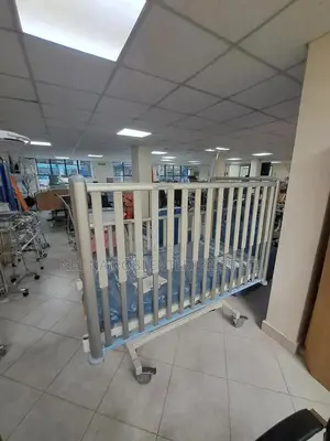 Bed Hospital Tom 2 With Mattress