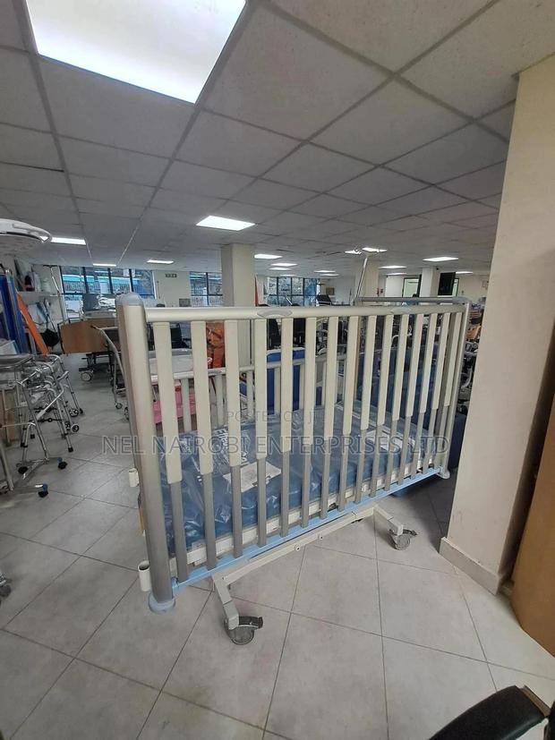 Bed Hospital Tom 2 With Mattress - thumbnail 3