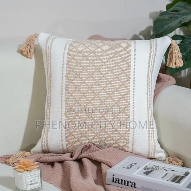 Tufted Unique Throwpillow Covers - thumbnail 2