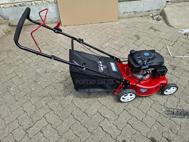Petrol Lawn Mower. - thumbnail 2