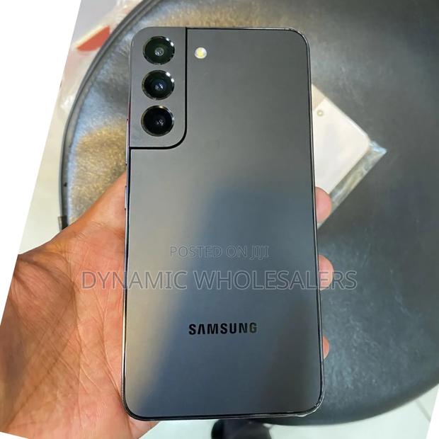 Samsung Galaxy S22 5G 128 GB Black