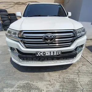 Toyota Land Cruiser 4.7 VX-R 2011 White