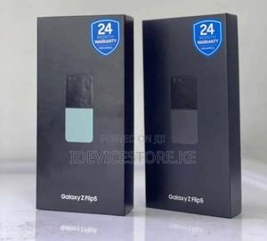 New Samsung Galaxy Z Flip 5 256 GB - main view