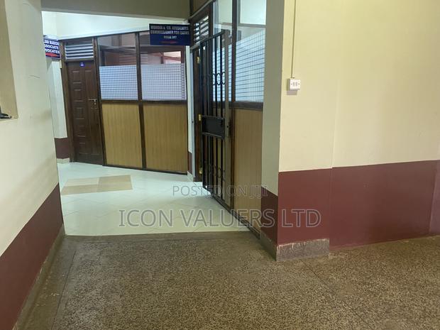 Office/Commercial Space to Let - thumbnail 5