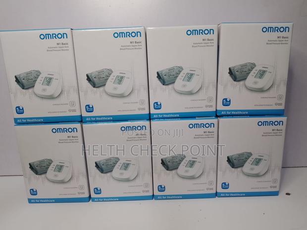 Omron M1 Basic Blood Pressure Machine - thumbnail 3