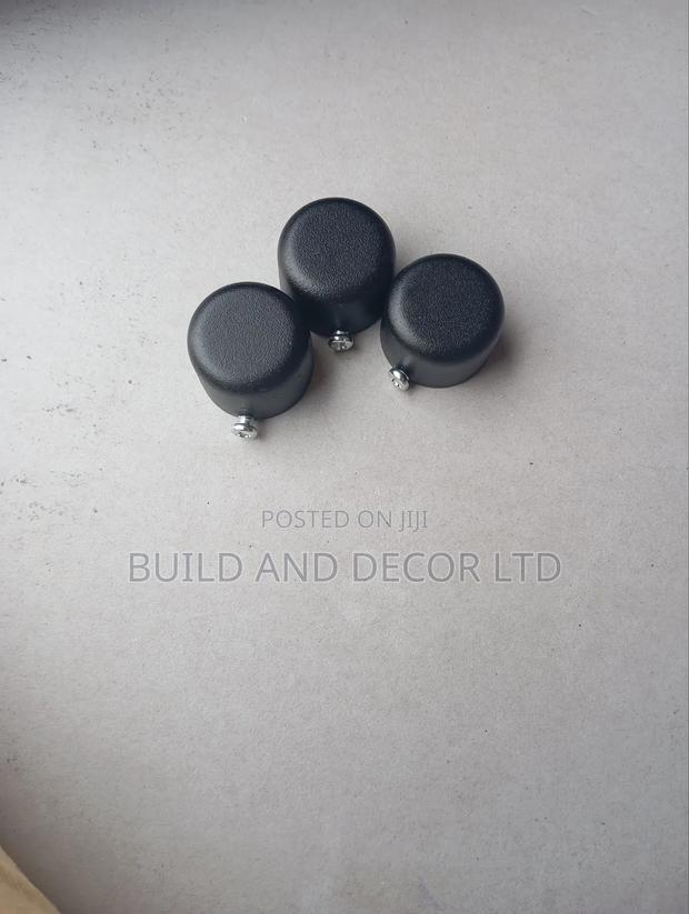 Curtain End Cap - thumbnail 3