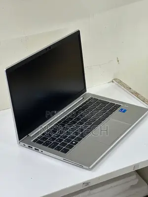 Laptop HP EliteBook 830 G8 8GB Intel Core I5 SSD 256GB