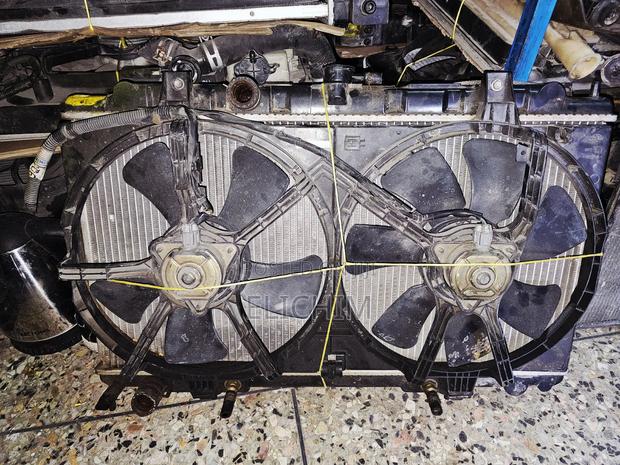 Nissan Wingroad Old Model Radiator - main view