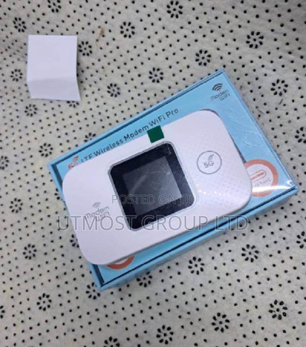 Wireless Mobile Network Wi-Fi Mifi Router Lte 5g 300 MBPS