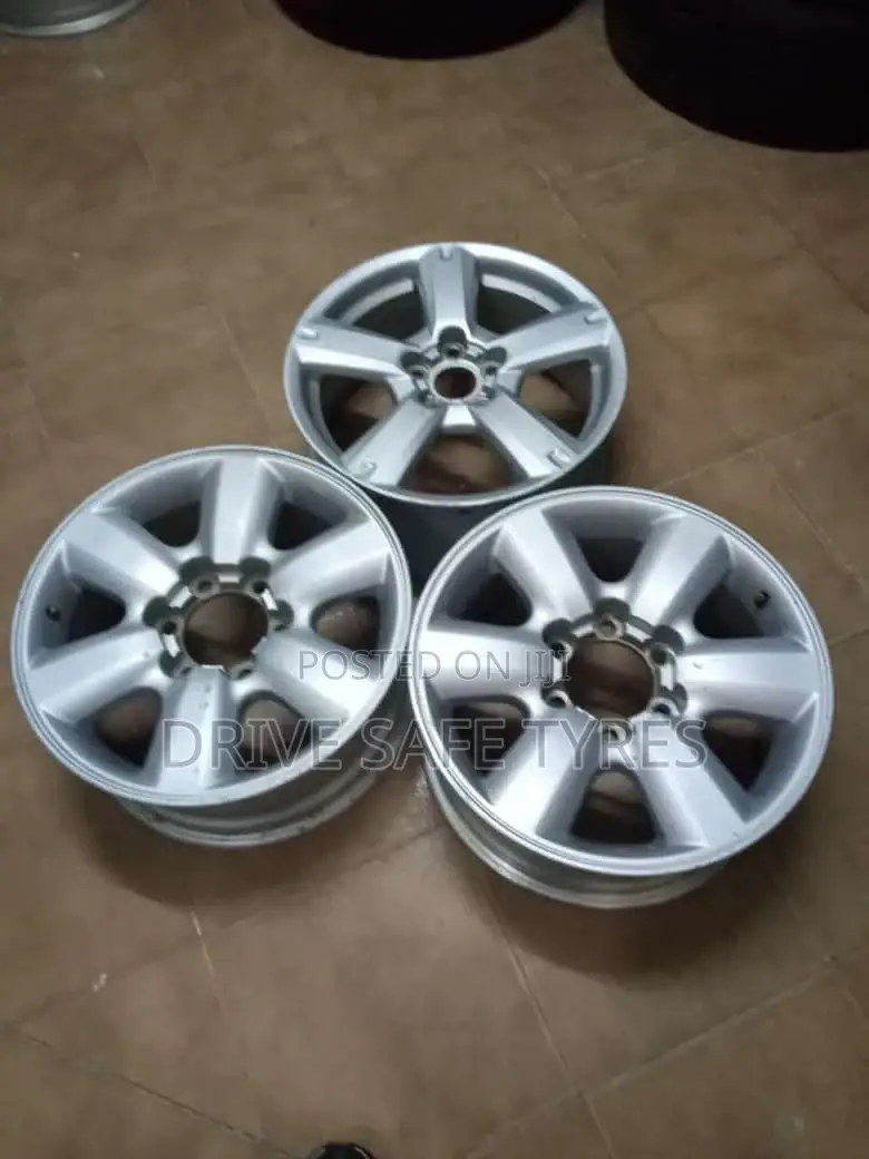 Hilux Original Sport Rim Size 17
