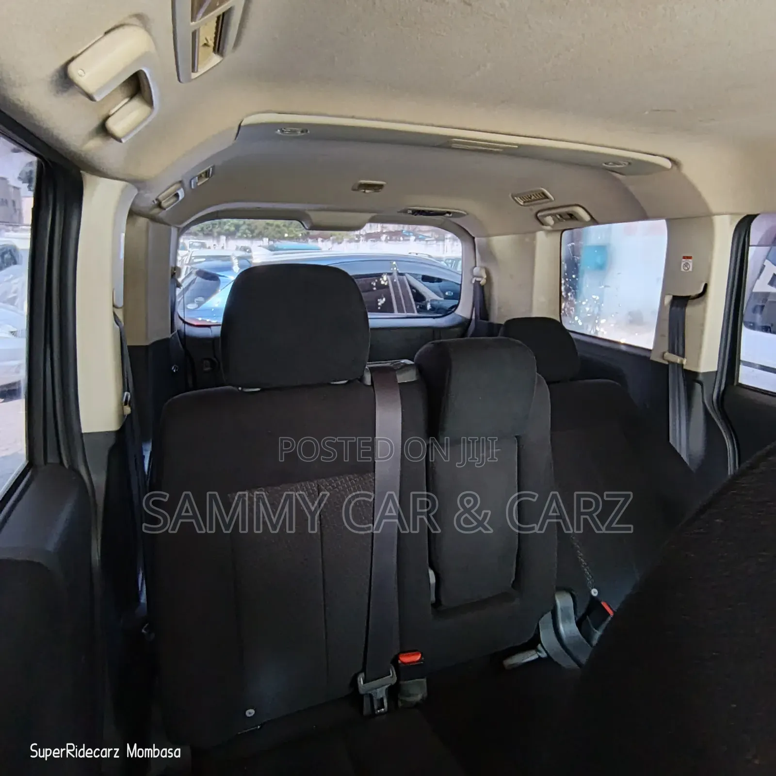 Mitsubishi Delica 2018 Black