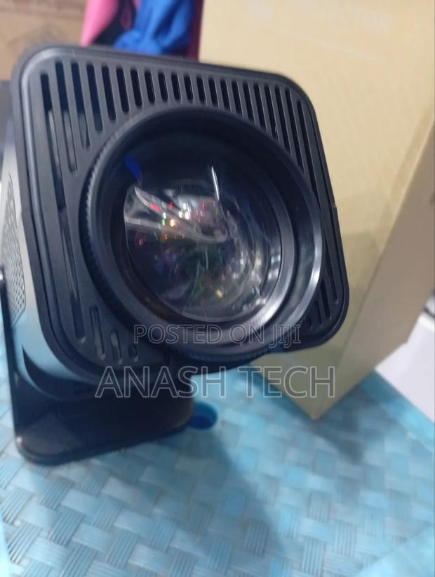 Android 11 Smart Projector Hy320 1080p Portable Projector - thumbnail 2