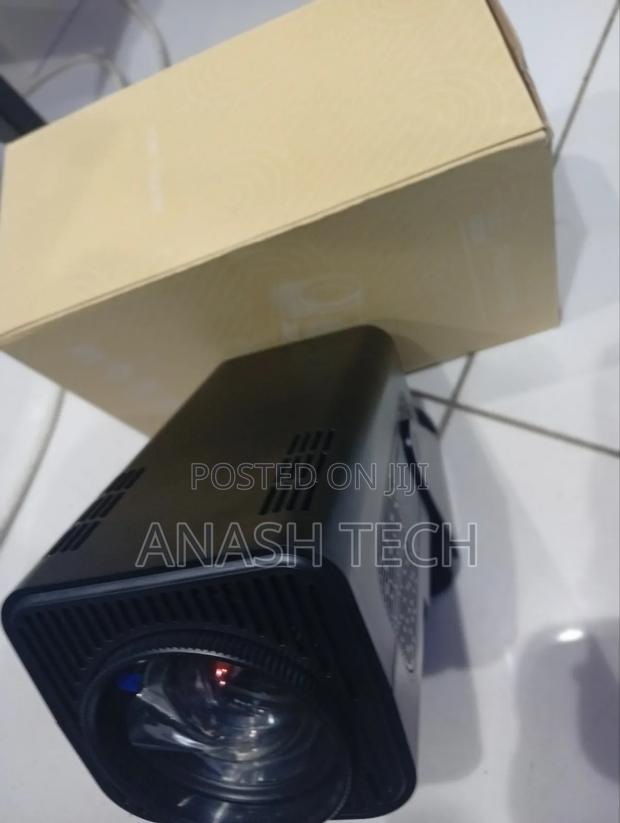 Projector Hy320 1gb 8gb - thumbnail 2