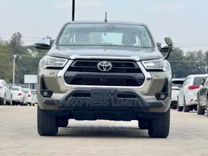Toyota Hilux 2020 Beige