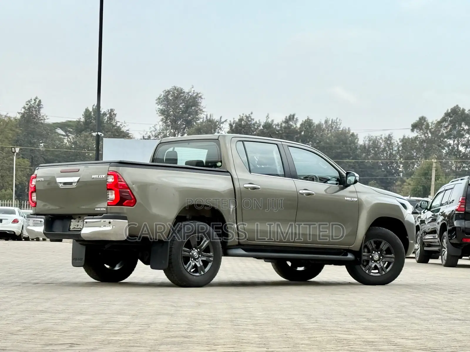 Toyota Hilux 2020 Beige