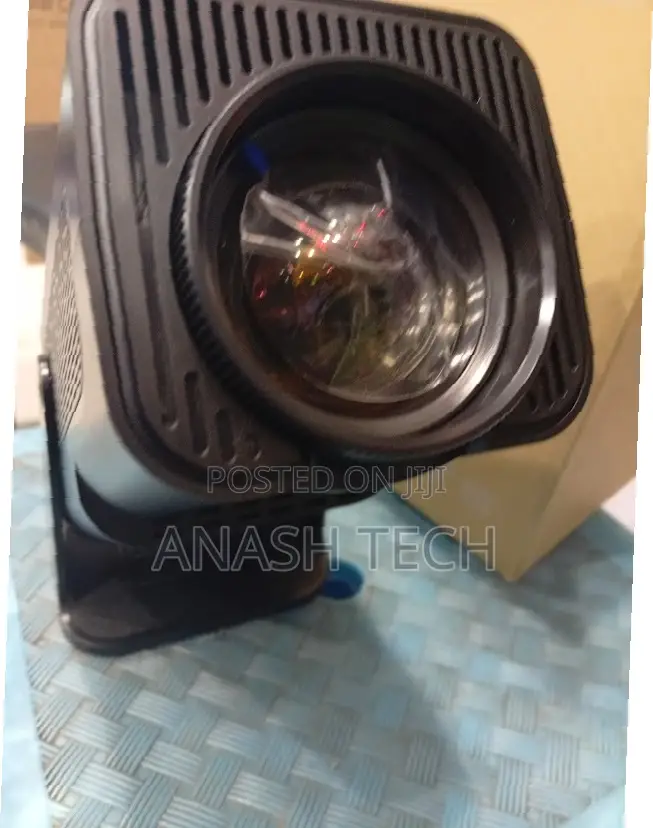 Portable LCD Hy320 Android 13 Mini Projector