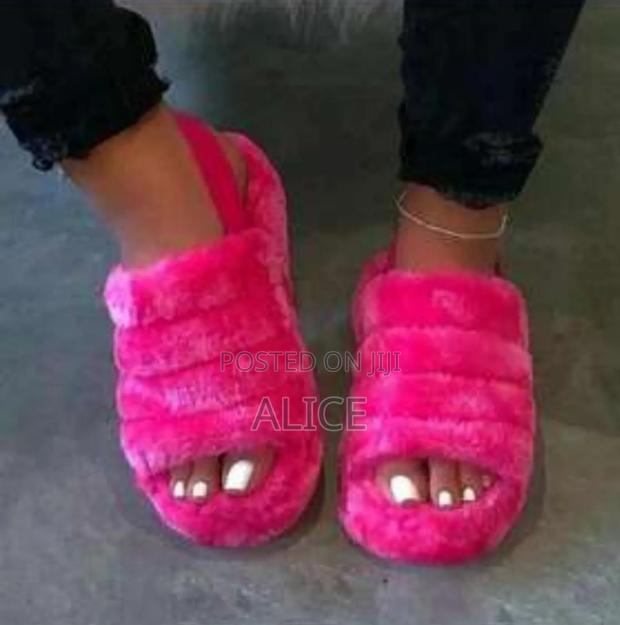 Fluffy Sandles - thumbnail 3