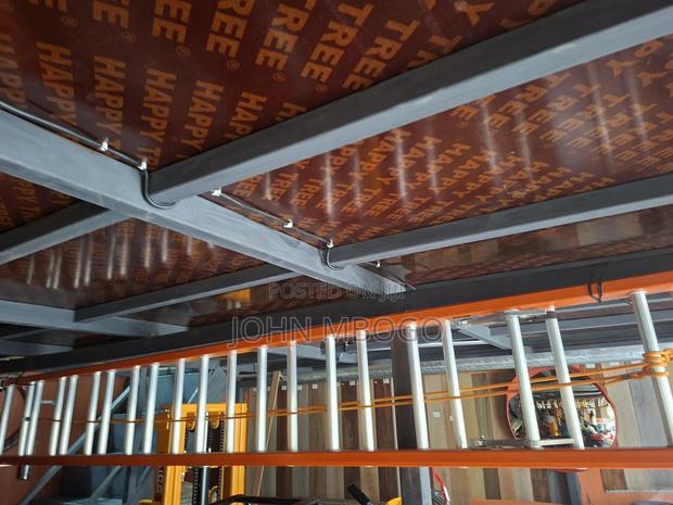 Fibreglass Extension Ladder -24ft (2×12) - main view