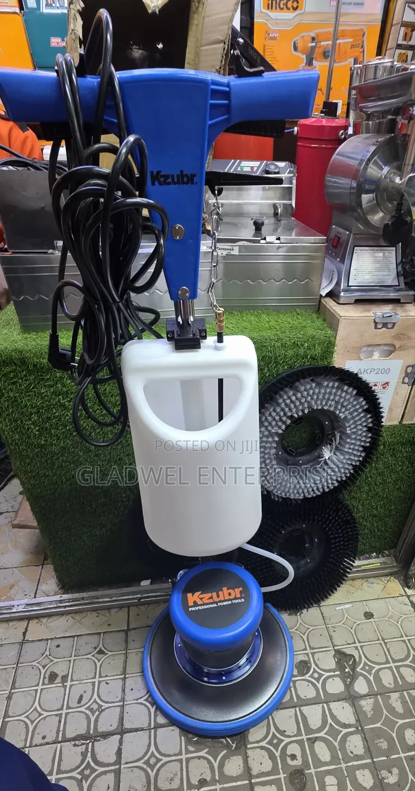 Kzubr Commercial Floor Scrubber With 3 Brushes