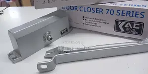 Hydraulic Door Closer With Adjustable Settings