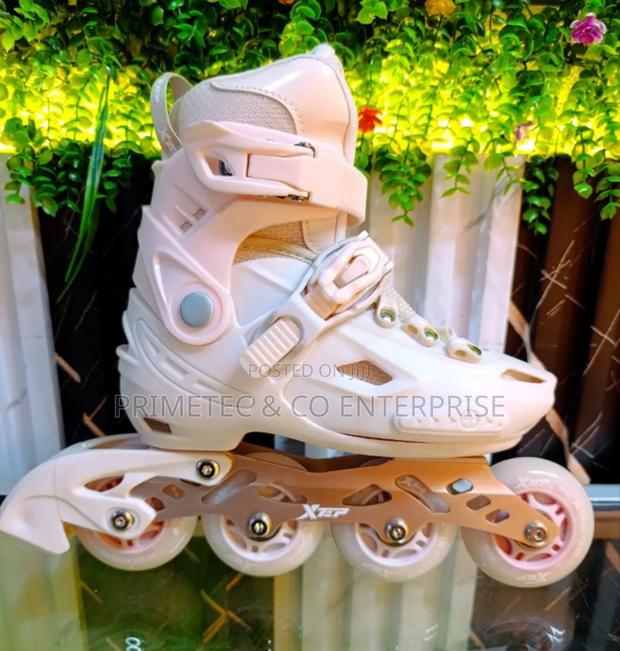 Adjustable Skate Shoes. - main view