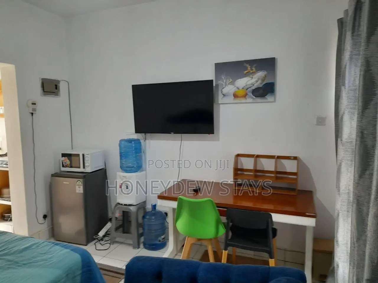 Fully Furnished Executive Studio at Signature Mall
