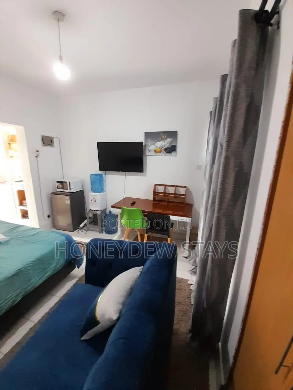 Fully Furnished Executive Studio at Signature Mall