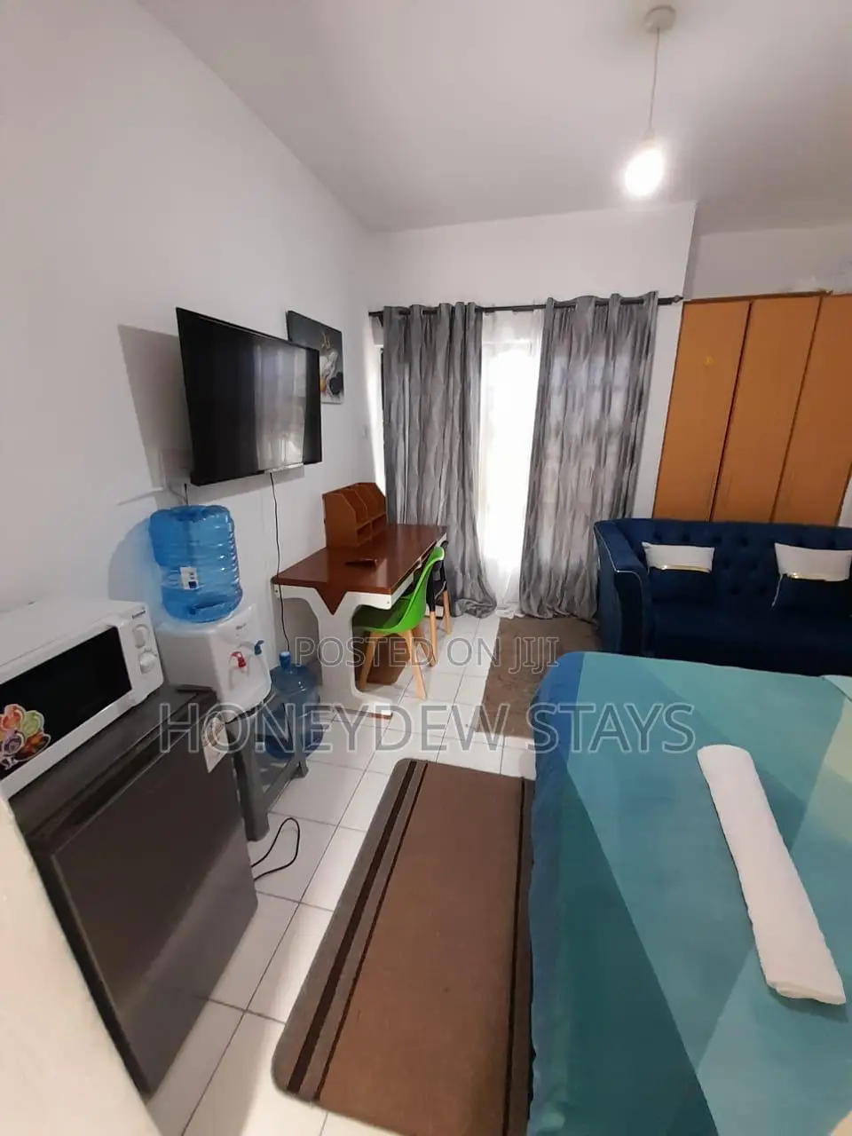 Fully Furnished Executive Studio at Signature Mall