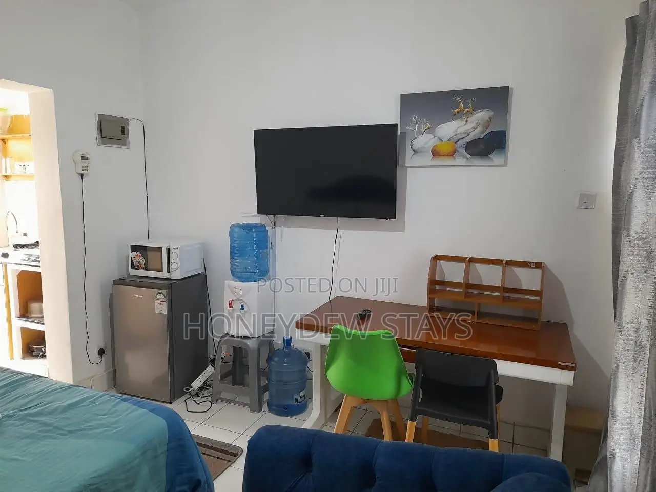 Fully Furnished Executive Studio at Signature Mall