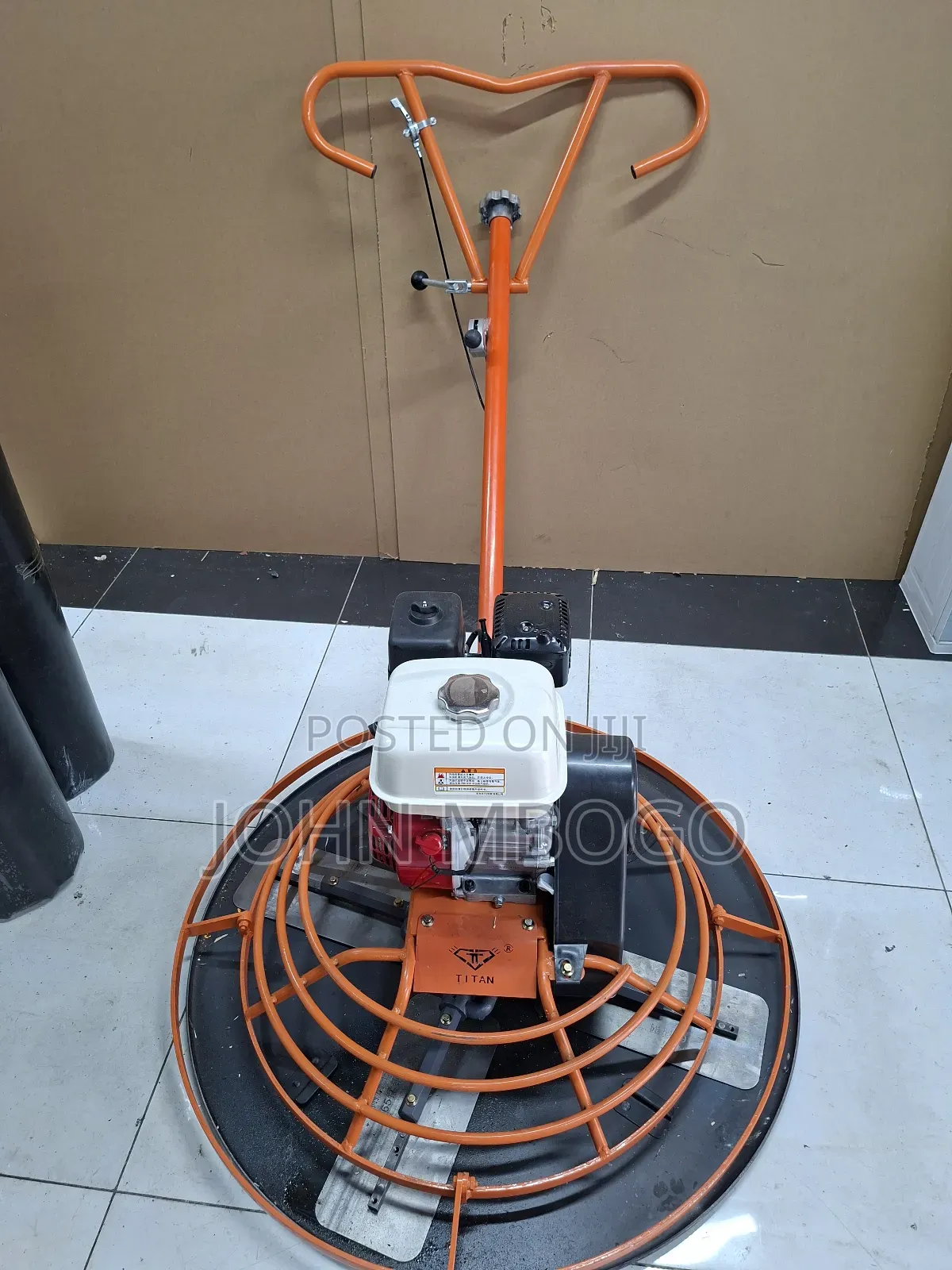 Helicopter Trowel / Powerfloating Machine .