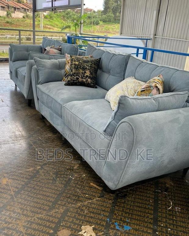 Sleek Cozy 5 Seater Butterfly Sofa Set 3,2