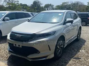 Toyota Harrier 2018 White